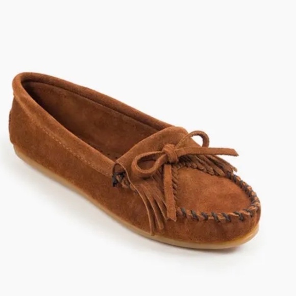 Minnetonka Women’s Kilty Hardsole Moccasin - Great Condition - Picture 1 of 7